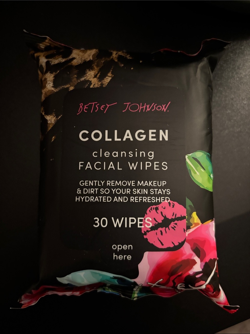 Betsey Johnson Black Facial Wipes Pack with Pink Floral Accents